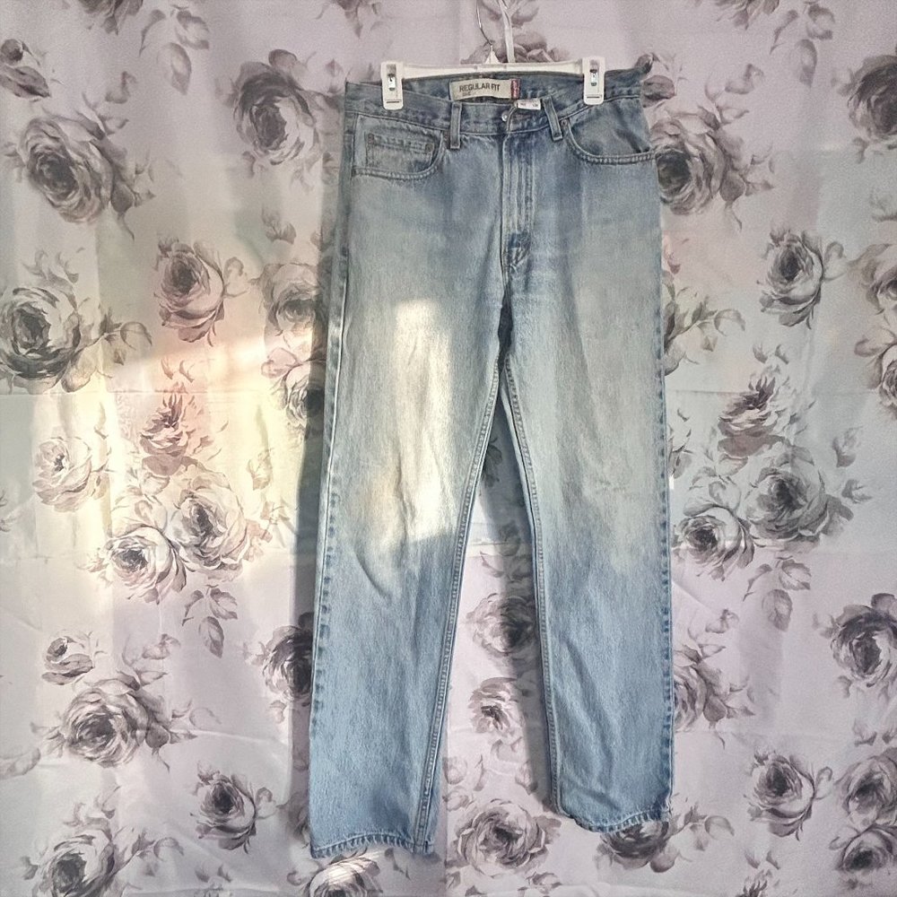 Levis 505 Men's  regular fit preowned gently blue jeans  W32 L34